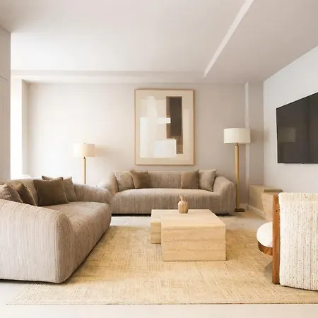 By Pierre & Hotel Santa Pola