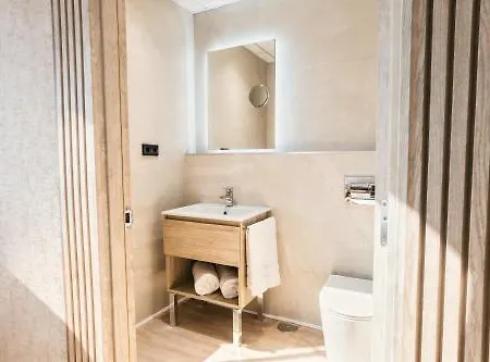 By Pierre & Hotel Santa Pola